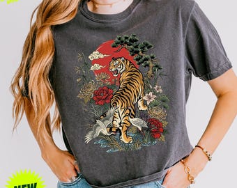 Comfort Colors Boxy Tee Cute Crop Top Shirt Vintage Japanese Tiger T-Shirt Cropped Tees Graphic Tee Tattoo style boho animal shirt washed