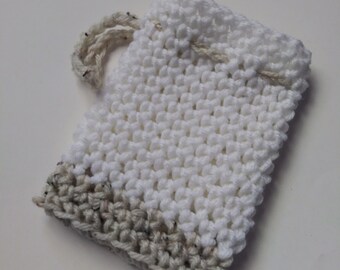 crochet white and cream fleck soap saver