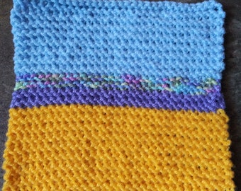 Knit washcloth multicolored