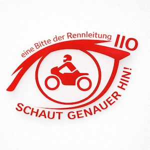 Custom Motorrad Sticker – „Schaut genauer hin!“ | Zusammenarbeit mit Rennleitung 110