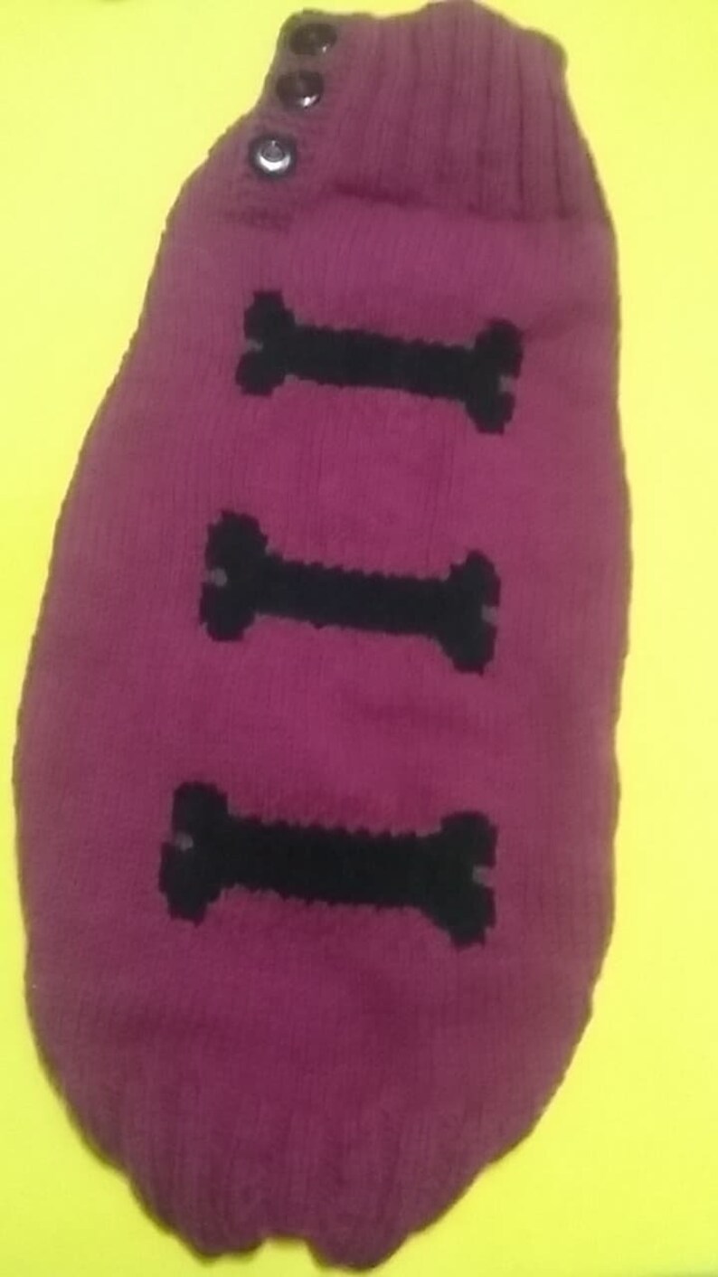 large dogs sweater Body Girth 18.9 Body length 15.4 warm dog winter sweater jumper Base of neck 15