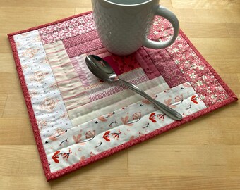 NEW Pink Log Cabin Quilted Table Mat, Snack Mat, Tea Mat