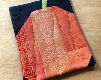 NUEVO - Posavasos de café Little Pumpkin, negro, naranja, acolchado con patchwork o tapete para taza