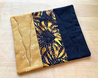 NEW Black and Yellow Sunflower Patchwork Coffee Coaster, Mug Rug