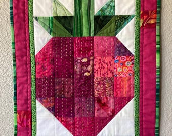 NEW Strawberry Art Quilt, Wall Hanging, Room Decor, 14 x 18 inches
