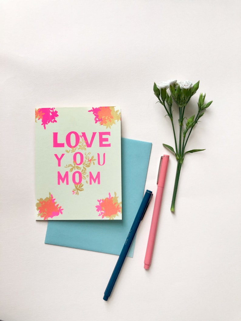 Love You Mom Notecard image 1