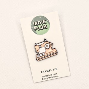 Enamel Pin Gift - Sewing Machine - Heart - Cute - Pink - Designer