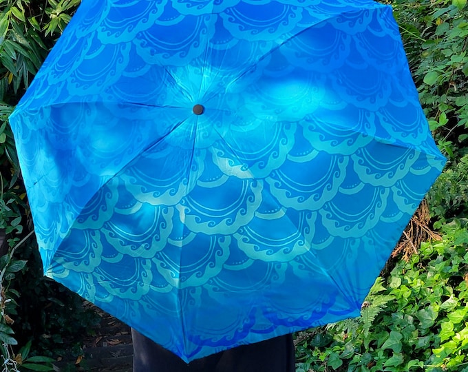 Original Art Mermaid Umbrella, Swirly, Blue,Ombre,Anti-UV, UV Protection,Festival,Beach,Umbrella,Mermaid,Parasol,Art,Fish Scale,Laura Cesari