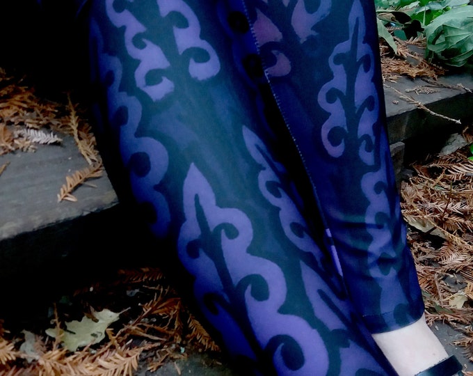Dark Royal Purple Medieval Leaves Leggings, Yoga Dance Workout Pants