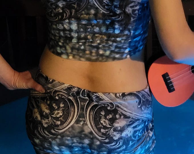 Mermaid Angel Armor Print Leggings, Silver Labradorite, Medieval Cosplay LARP Stretch Workout Pants