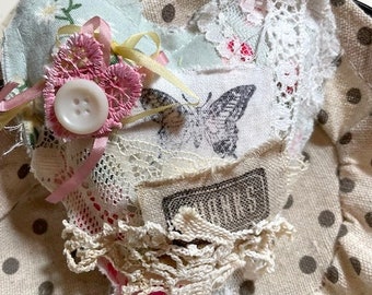 three shabby chic hearts