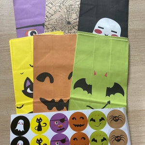 Sacs en papier d'Halloween, Sacs de fête, Sac de bonbons, Sac de friandises, Des bonbons ou un sort, Fantasmagorie