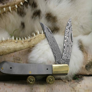 San Mai Damascus Trapper Knife Blade Blank – 70-Layer Stainless with Brass Bolsters