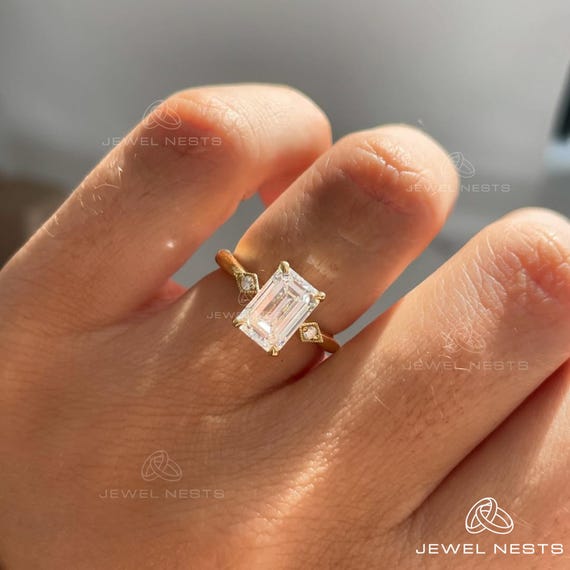 Piedras Preciosas El Anillo De Compromiso De Que Material Debe Ser