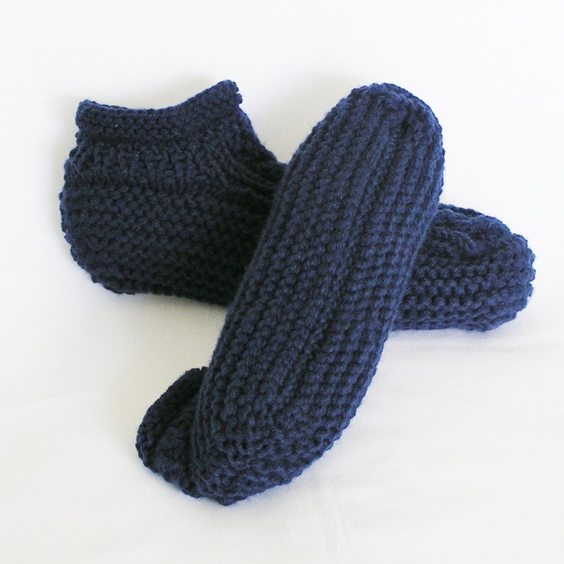 mens navy blue slippers