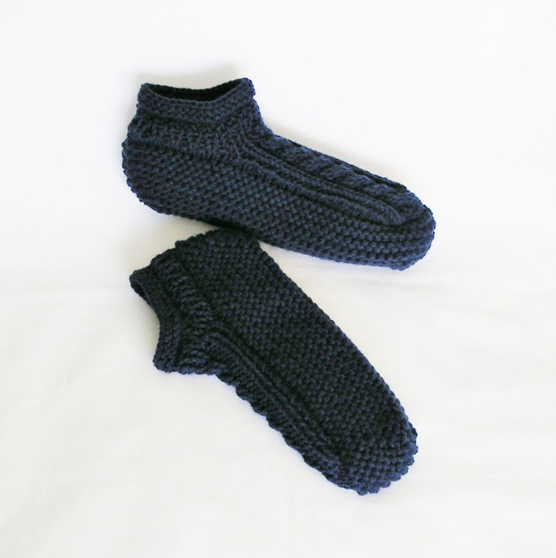 mens navy blue slippers