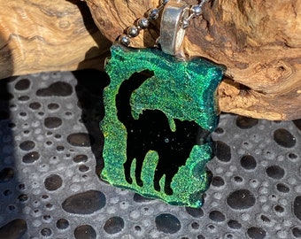 Scaredy Cat Pendant No. 22563