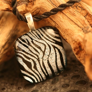 Jungle pendant # 6017