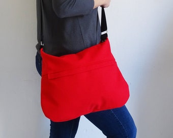 Canvas Shoulder Bag Zippered and outside Pocket, Medium Crossbody bag.