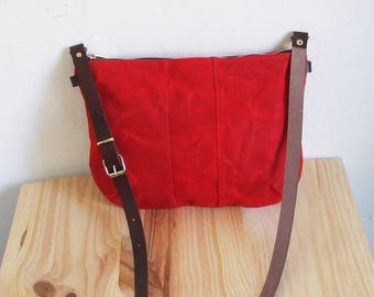 Small Waxed Canvas Bag, Crossbody Purse, Zipper, Leather Straps