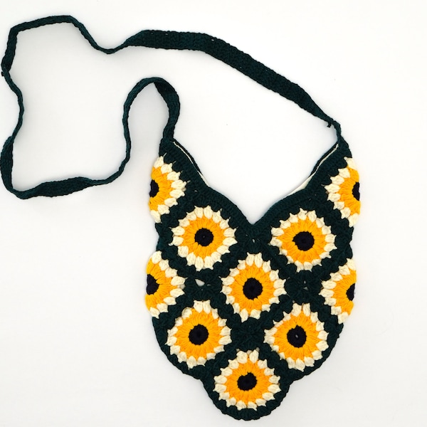 Handmade Crochet Sunflower Tote Bag, Boho Style, Women's Fashion, Gift Idea; Unique, Trendy, Floral Shoulder Purse for Her, Mothers Day Gift