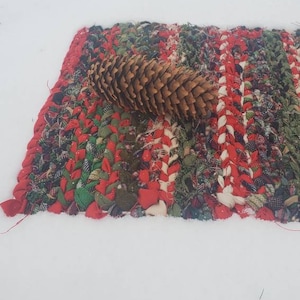 ADIRONDACK  rag weaving TaBLE RuG  Placemat