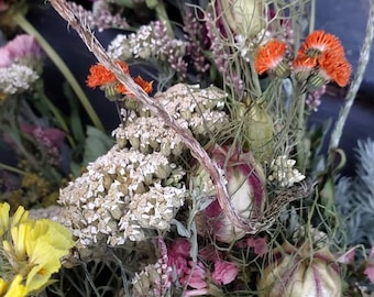 Short stems MIXED BUNCHES  FLOWERS Set of 5 dried  bunches assorted