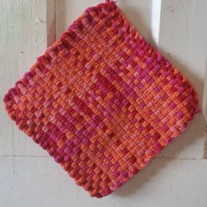 WOVEN POTHOLDER hot pad  TRIVET pinks and orange