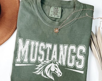 Mustangs Shirt, Retro Mustang Mascot Tee, Mustangs Mom Shirt, School Spirit Shirt, Vintage Distressed Game Day Tee, Team Spirit T-Shirt