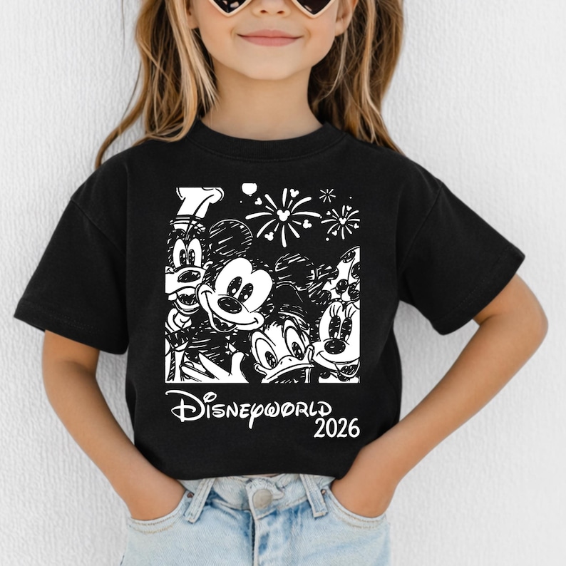 Retro Disneyworld 2026 Shirt, Retro Walt Disney Shirt, Disneyworld Matching Shirt, Disney Vacation Matching Shirt, Mickey And Friends Shirt. imagem 3