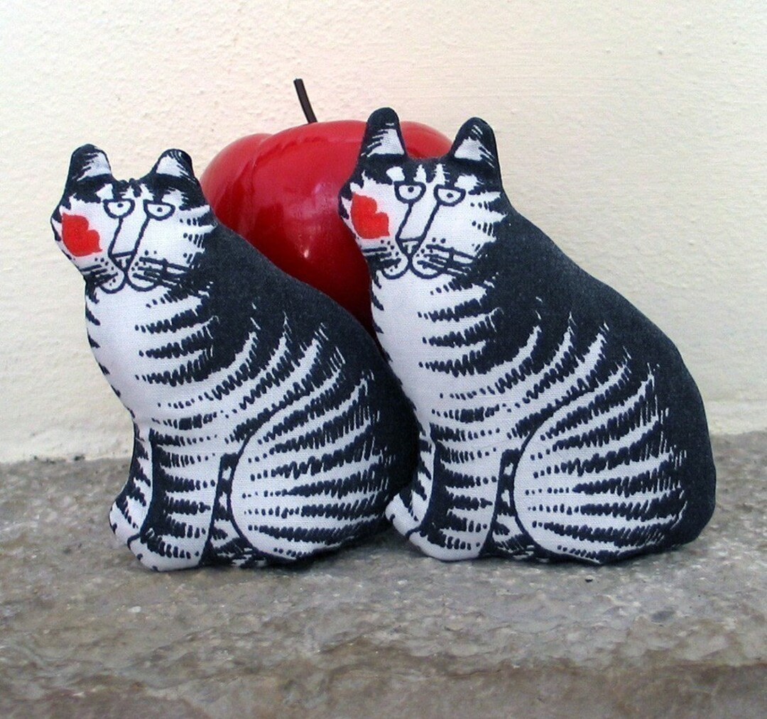 A Pair of Two CATNIP Toys 4.5 X 3 Inches KLIBAN Fabric Strong