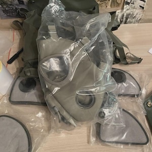 Gas mask m10 - Etsy 日本
