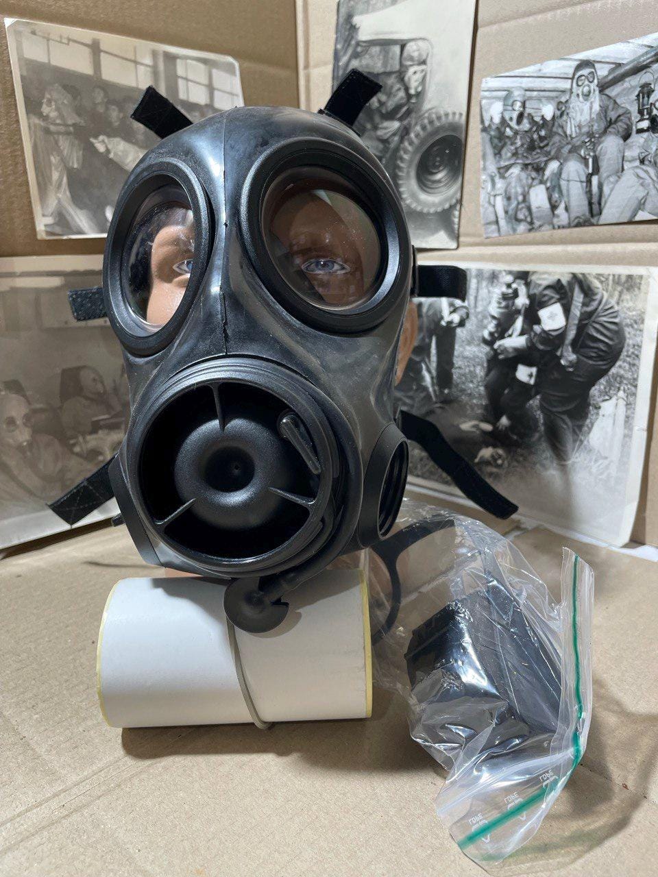 Fm12 gas mask - Etsy 日本