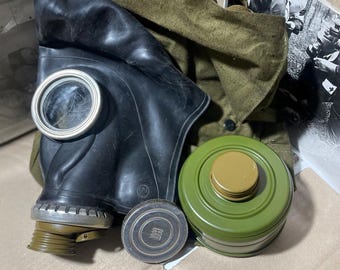 ウクライナ軍余剰品 GP5 ブラックガスマスク（バッグ付属） - Etsy 日本