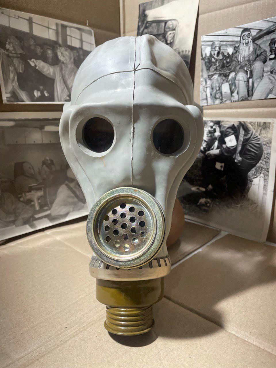 Grey Soviet USSR Gas Mask SHMS RSH-4 Soviet Vintage Rocket Military ...