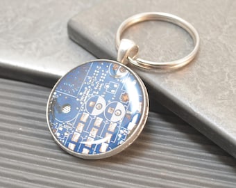 Schlüsselanhänger mit Leiterplatte, blau, Geschenk für Computertechniker, einzigartiges Einzugsgeschenk für Softwareentwickler, Geschenk für Wissenschaftler im neuen Büro