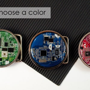 Circuit Board Belt Buckle Round, CHOOSE COLOR, Computer Engineer Gift, Geeky Belt Buckle, Industrial Belt Buckle, Techie Gift, Nerdy Gift