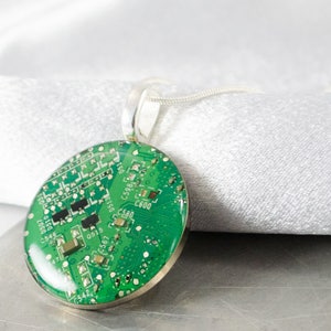 Circuit Board Necklace LARGE Green, Recycled Motherboard Jewelry, Wearable Technology, Computer Gift, Computer Programmer, Upcycled Geekery