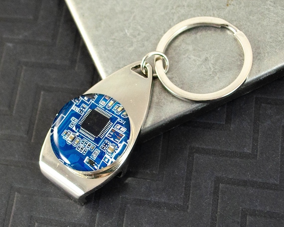Recycled circuit board keychain round dark blue