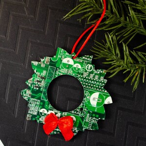 Circuit Board Wreath Ornament, Geeky Christmas Ornament, Holiday Geek Decor, Computer Programmer Gift, Computer Science Ornament image 3