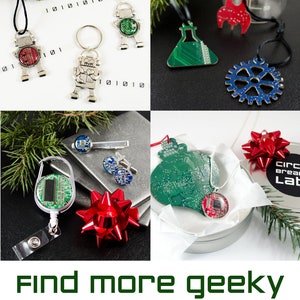 Circuit Board Wreath Ornament, Geeky Christmas Ornament, Holiday Geek Decor, Computer Programmer Gift, Computer Science Ornament image 5