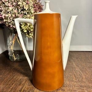 Sleek MCM Thomas of Germany Tea Pot