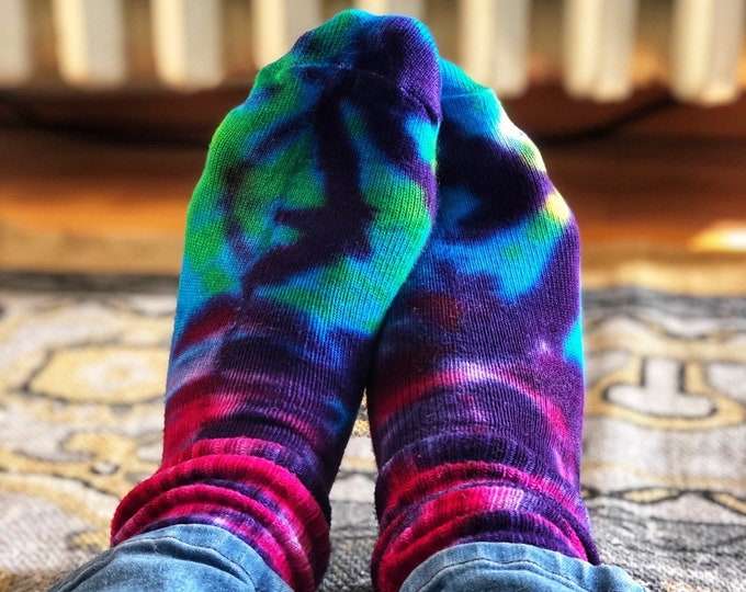 Rainbow Puddle Socks