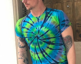 SALE! Cat Eye T-Shirt - Tie Dye Shirt - Hand Dyed - Surf Shirt