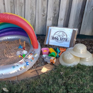 PDF: Dinosaur Dig Site Sign - Themed Dinosaur Sign Party Zone Paleo Caveman Play On &quot;Jurassic Park&quot;