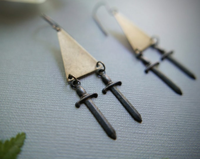 Rusty Dagger // double knife earrings