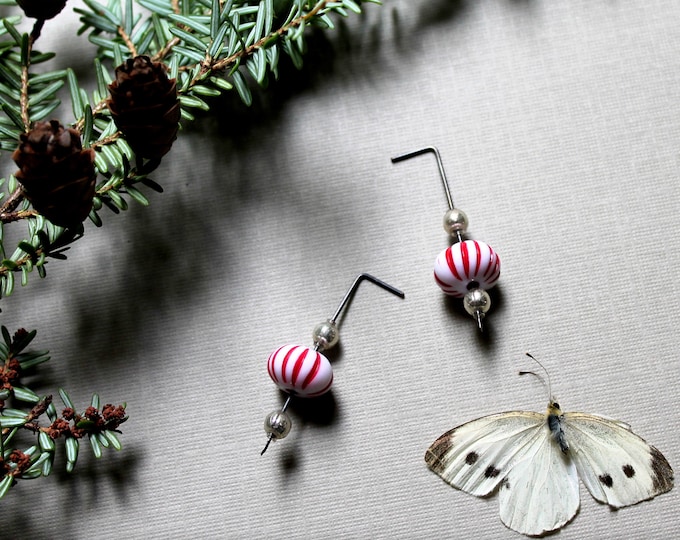 Peppermint // vintage lucite and mercury glass earrings