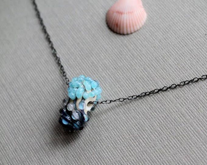 Bubbles // blue glass drop necklace
