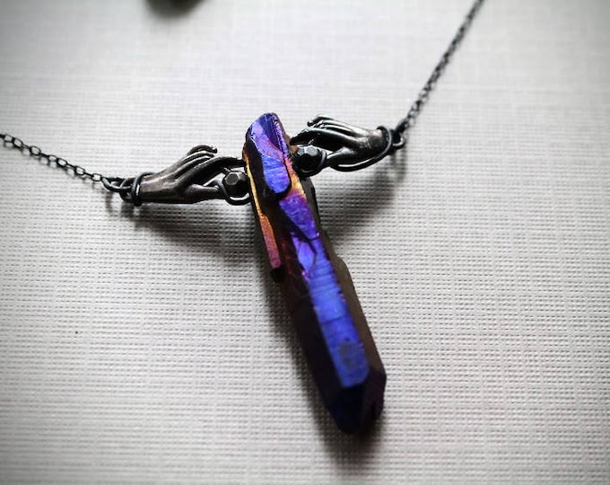 Fortune Teller // raw purple crystal and hands necklace