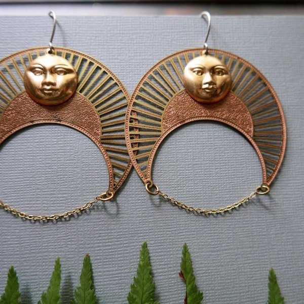 VENUS SUNLIGHT EARRINGS main image 0